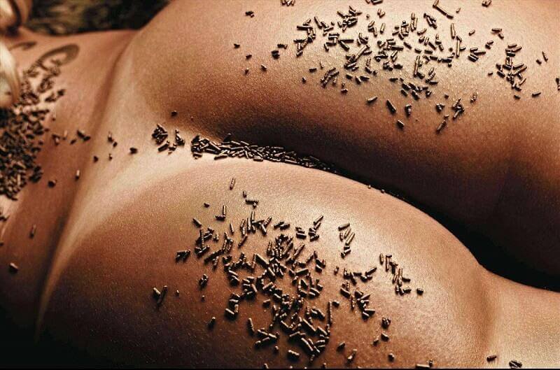 Cláudia Colucci a Cacau do BBB10 pelada na Playboy (16)